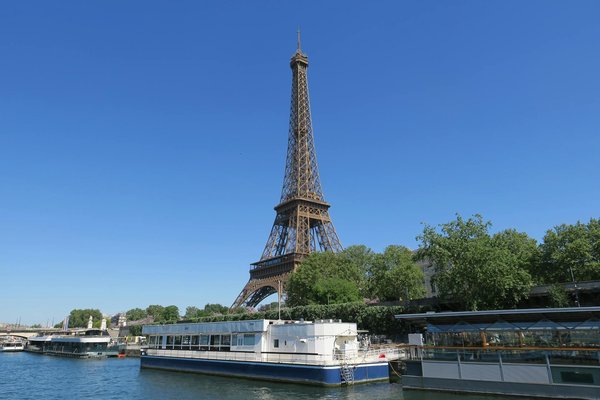 Discover the top uk cruises with unforgettable culinary delights