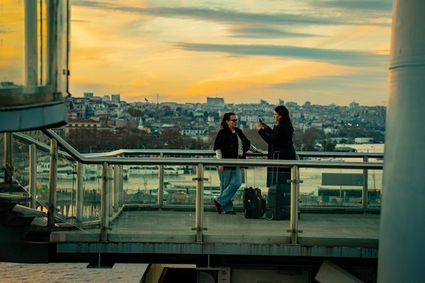 How Can One Experience Authentic British Culture on Vacation?